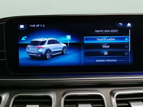 Thumbnail image for the Mercedes-Benz GLE 2.0 GLE350de 31.2kWh AMG Line (Premium Plus)   Plug-in  G-Tronic 4MATIC