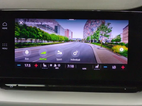 Thumbnail image for the Škoda Octavia 1.5 TSI ACT SE L