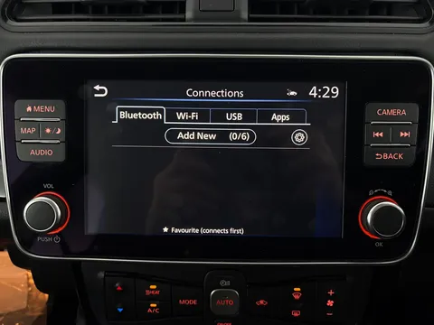 Thumbnail image for the Nissan LEAF 40kWh 10