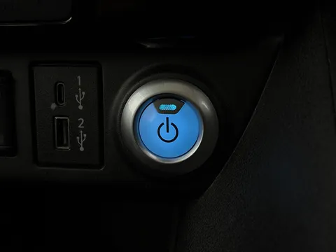 Thumbnail image for the Nissan LEAF 40kWh 10