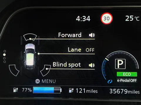 Thumbnail image for the Nissan LEAF 40kWh 10