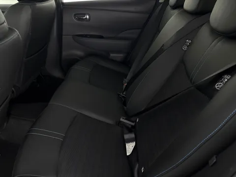 Thumbnail image for the Nissan LEAF 40kWh 10