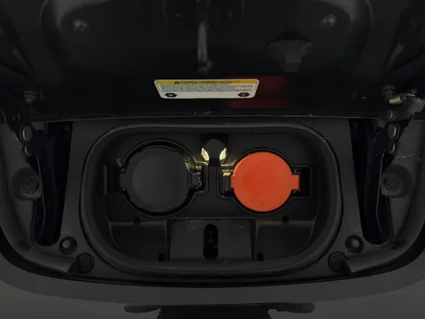 Thumbnail image for the Nissan LEAF 40kWh 10