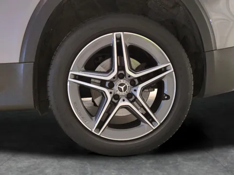 Thumbnail image for the Mercedes-Benz Glb 1.3 GLB200 AMG Line   7G-DCT
