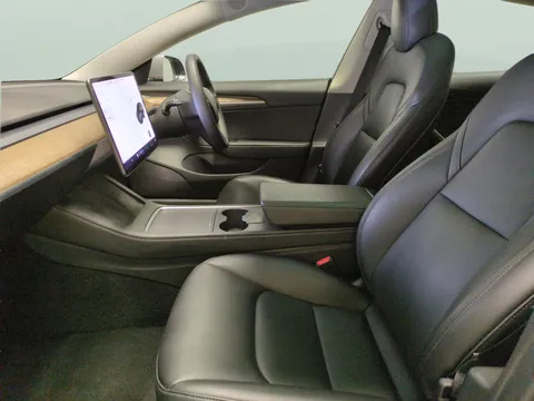 Thumbnail image for the Tesla Model 3 (Dual Motor) Long Range   4WDE