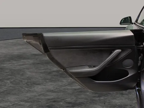 Thumbnail image for the Tesla Model 3 (Dual Motor) Long Range   4WDE