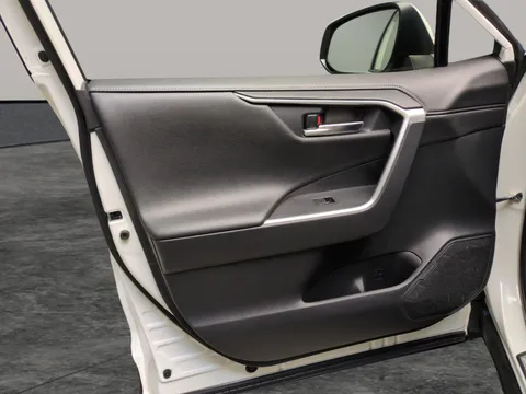 Thumbnail image for the Toyota RAV4 2.5 VVT-h GPF Icon    CVT