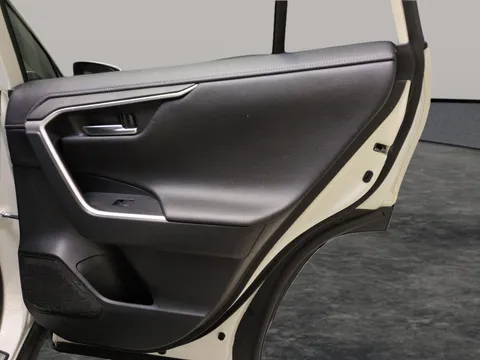Thumbnail image for the Toyota RAV4 2.5 VVT-h GPF Icon    CVT