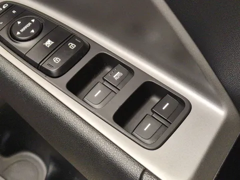 Thumbnail image for the Kia Niro 39kWh 2