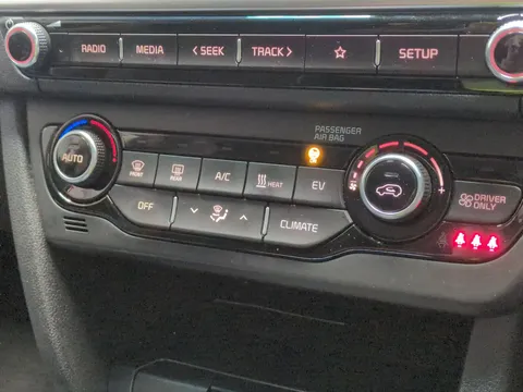 Thumbnail image for the Kia Niro 39kWh 2