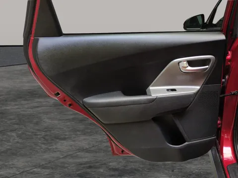 Thumbnail image for the Kia Niro 39kWh 2