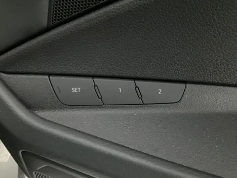 Thumbnail image for the Audi E-Tron 55 Technik   quattro 95kWh (11kW Charger)