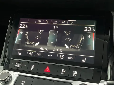 Thumbnail image for the Audi E-Tron 55 Technik   quattro 95kWh (11kW Charger)