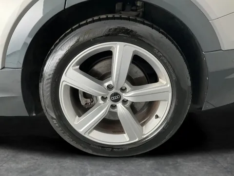 Thumbnail image for the Audi E-Tron 55 Technik   quattro 95kWh (11kW Charger)
