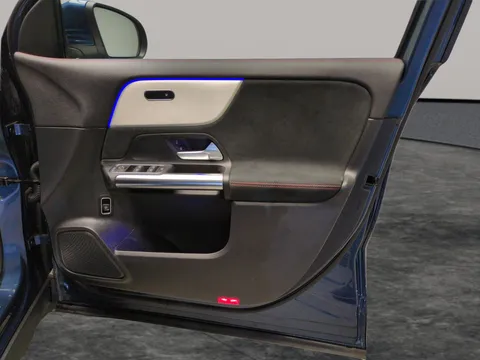 Thumbnail image for the Mercedes-Benz Eqa EQA 350 66.5kWh AMG Line   4MATIC