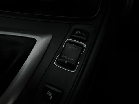 Thumbnail image for the BMW 4 Series 2.0 420d M Sport Convertible