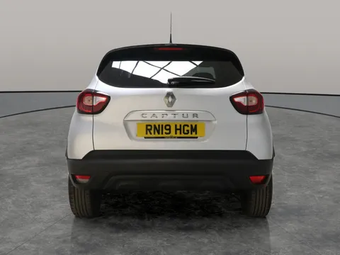 Thumbnail image for the Renault Captur 0.9 TCe ENERGY Iconic