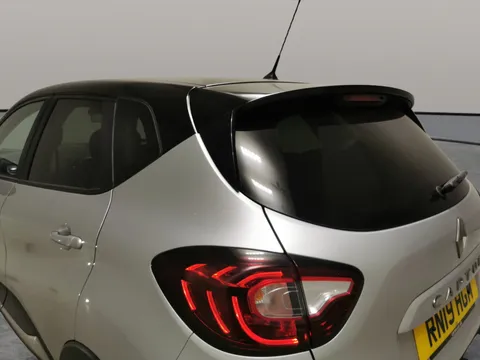 Thumbnail image for the Renault Captur 0.9 TCe ENERGY Iconic