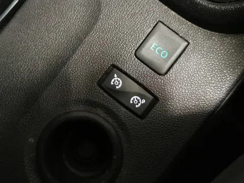 Thumbnail image for the Renault Captur 0.9 TCe ENERGY Iconic
