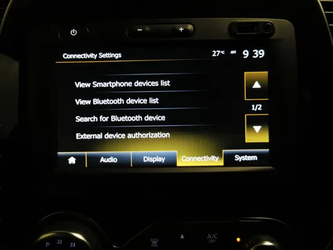 Thumbnail image for the Renault Captur 0.9 TCe ENERGY Iconic