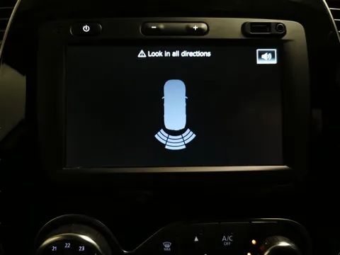 Thumbnail image for the Renault Captur 0.9 TCe ENERGY Iconic