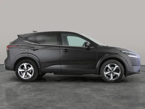 Thumbnail image for the Nissan Qashqai 1.3 DIG-T MHEV N-Connecta
