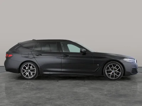 Thumbnail image for the BMW 5 Series 2.0 520d MHT M Sport Touring   Steptronic