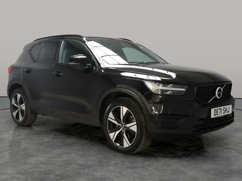 Thumbnail image for the Volvo XC40 1.5h T4 Recharge 10.7kWh R-Design   Plug-in