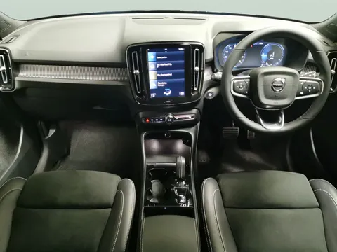 Thumbnail image for the Volvo XC40 1.5h T4 Recharge 10.7kWh R-Design   Plug-in