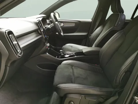 Thumbnail image for the Volvo XC40 1.5h T4 Recharge 10.7kWh R-Design   Plug-in