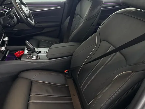 Thumbnail image for the BMW 5 Series 2.0 520d MHT M Sport    Steptronic