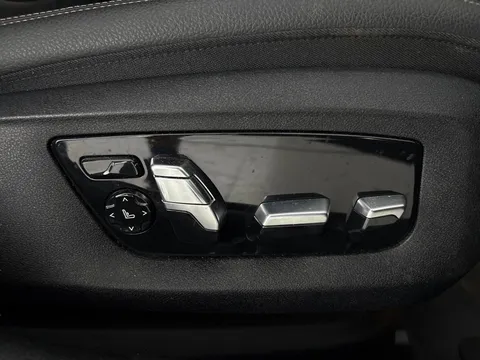Thumbnail image for the BMW 5 Series 2.0 520d MHT M Sport    Steptronic