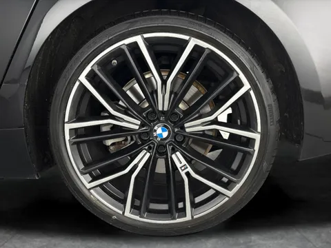 Thumbnail image for the BMW 5 Series 2.0 520d MHT M Sport    Steptronic
