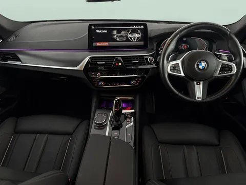 Thumbnail image for the BMW 5 Series 2.0 520d MHT M Sport    Steptronic