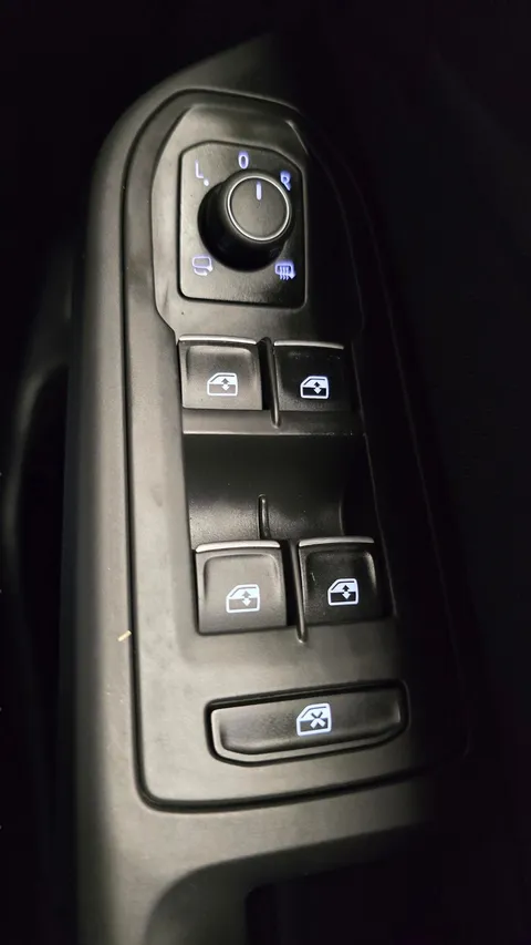 Thumbnail image for the Volkswagen Golf 2.0 TDI GTD   DSG