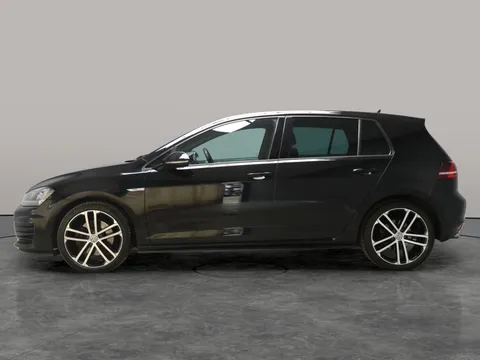 Thumbnail image for the Volkswagen Golf 2.0 TDI BlueMotion Tech GTD   DSG