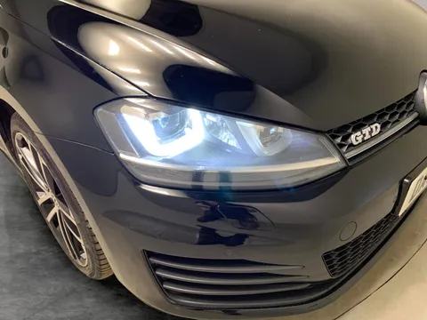 Thumbnail image for the Volkswagen Golf 2.0 TDI BlueMotion Tech GTD   DSG