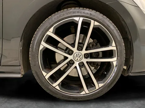 Thumbnail image for the Volkswagen Golf 2.0 TDI BlueMotion Tech GTD   DSG