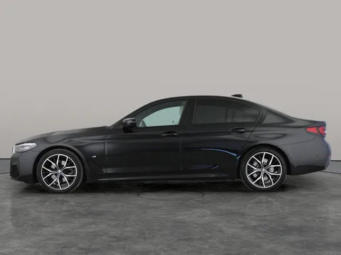 Thumbnail image for the BMW 5 Series 2.0 520d MHT M Sport    Steptronic