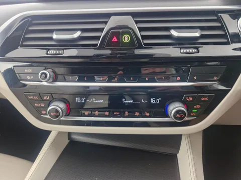 Thumbnail image for the BMW 5 Series 2.0 520d MHT M Sport    Steptronic