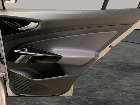 Thumbnail image for the Volkswagen Id.4 Pure 52kWh Life