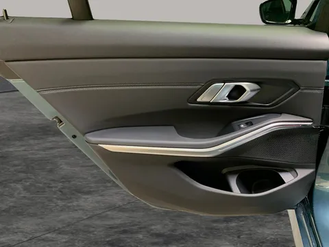 Thumbnail image for the BMW 3 Series 2.0 320d MHT Sport
