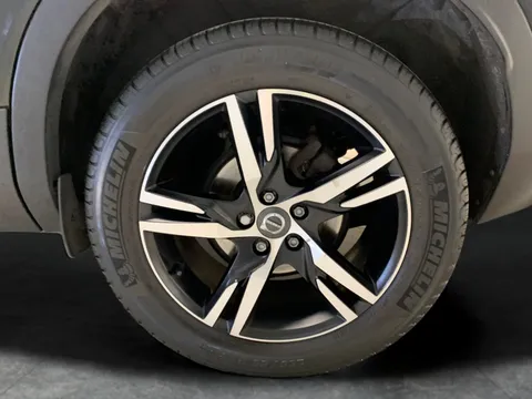 Thumbnail image for the Volvo XC40 2.0 D3 R-Design