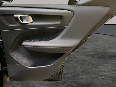 Thumbnail image for the Volvo XC40 2.0 D3 R-Design