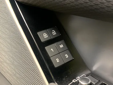 Thumbnail image for the Land Rover Range Rover Velar 2.0 D200 MHEV Edition   4WD