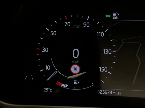 Thumbnail image for the Land Rover Range Rover Velar 2.0 D200 MHEV Edition   4WD