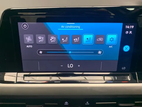 Thumbnail image for the Volkswagen Golf 1.5 TSI Life