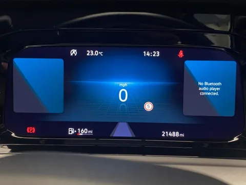 Thumbnail image for the Volkswagen Golf 1.5 TSI Life