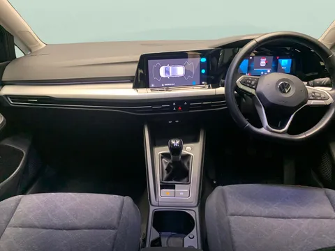 Thumbnail image for the Volkswagen Golf 1.5 TSI Life