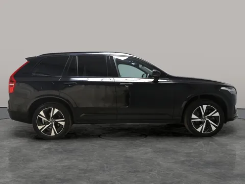 Thumbnail image for the Volvo XC90 2.0h T8 Recharge 18.8kWh R-Design   Plug-in  4WD